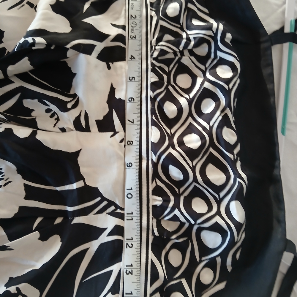 White House Black Market Black and White Floral Maxi Dress - Picture 6 of 9